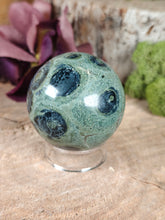 Load image into Gallery viewer, Kambaba "Jasper" Sphere