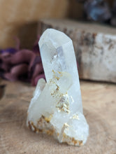 Load image into Gallery viewer, Quartz Cluster