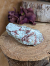 Load image into Gallery viewer, Quartz with Rubellite