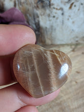 Load image into Gallery viewer, Mini Peach Moonstone Hearts