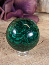 Load image into Gallery viewer, Malachite Sphere