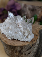 Load image into Gallery viewer, Quartz Cluster