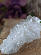 Load image into Gallery viewer, Small Point Quartz Cluster