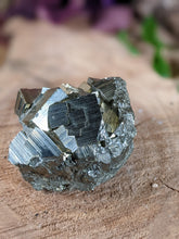Load image into Gallery viewer, Pyrite Cluster