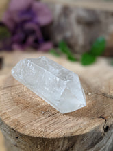 Load image into Gallery viewer, Quartz Point (Multiple Options)