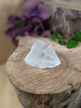 Load image into Gallery viewer, Quartz Point (Multiple Options)