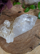 Load image into Gallery viewer, Quartz Cluster