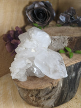 Load image into Gallery viewer, Quartz Cluster