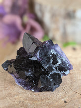 Load image into Gallery viewer, Deep Purple Fluorite