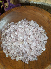 Load image into Gallery viewer, Rose Quartz Tumbled Chips