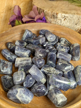 Load image into Gallery viewer, Iolite Tumbled