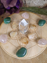 Load image into Gallery viewer, Metatron's Cube Crystal Grid