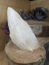 Load image into Gallery viewer, Raw Clear Quartz