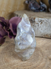 Load image into Gallery viewer, Small Cherry Blossom Agate Flame