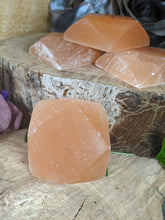 Load image into Gallery viewer, Peach Selenite Freeform Gems