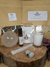 Load image into Gallery viewer, Cancer Zodiac Box - Limited Edition