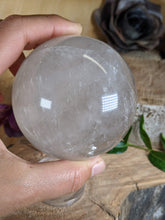 Load image into Gallery viewer, Quartz Sphere