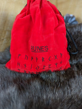 Load image into Gallery viewer, Elder Futhark Rune Set - Clear Quartz