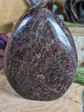 Load image into Gallery viewer, Grenatite Freeform