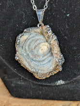 Load image into Gallery viewer, Chalcedony Rose Necklace