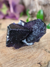 Load image into Gallery viewer, Deep Purple Fluorite
